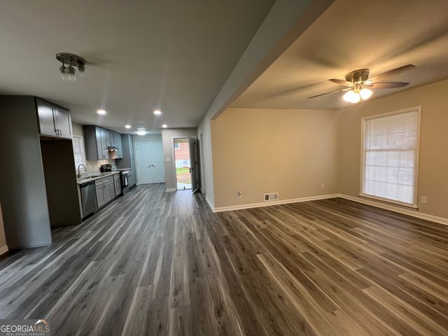 6740 Brookwood Circle, Jonesboro, GA 30236