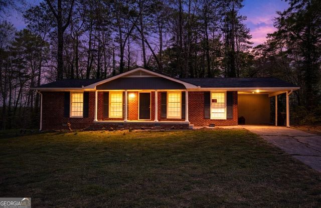 6740 Brookwood Circle, Jonesboro, GA 30236