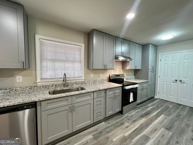 6740 Brookwood Circle, Jonesboro, GA 30236