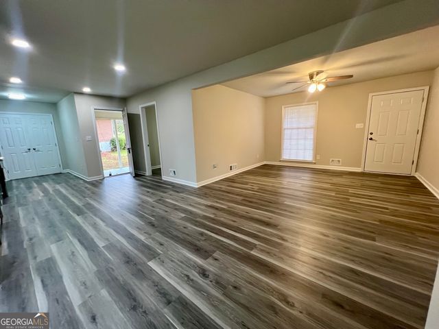 6740 Brookwood Circle, Jonesboro, GA 30236