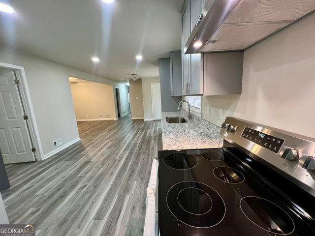 6740 Brookwood Circle, Jonesboro, GA 30236