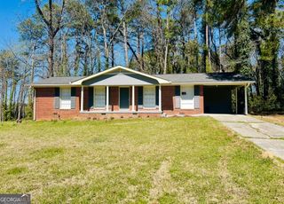 6740 Brookwood Circle, Jonesboro, GA 30236