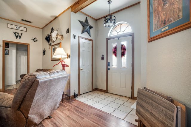 330 High Ridge Drive, Krum, TX 76249