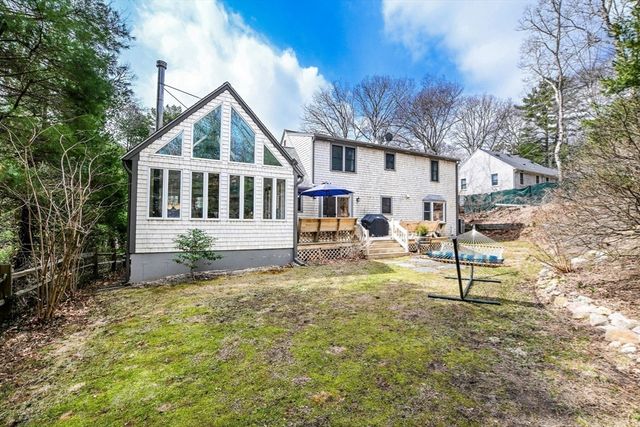42 Pond View Drive, Sandwich, MA 02537