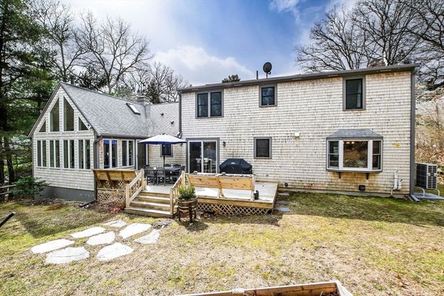 42 Pond View Drive, Sandwich, MA 02537