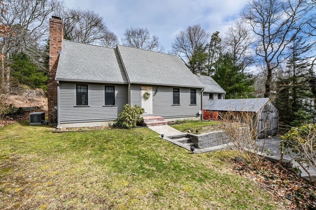 42 Pond View Drive, Sandwich, MA 02537