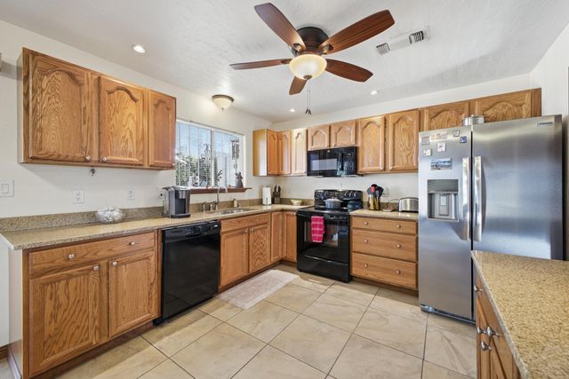 11117 Orr Avenue NE, Albuquerque, NM 87111