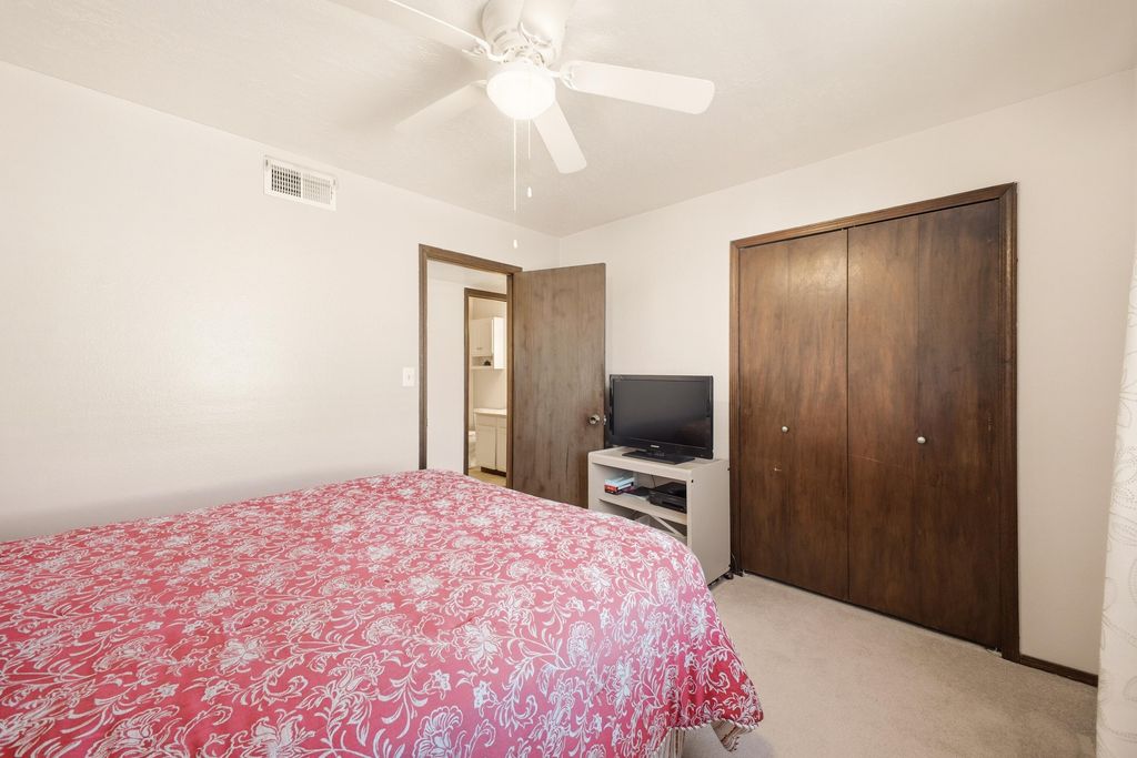 Image 24 of property listing at 11117 Orr Avenue NE, Albuquerque, NM 87111