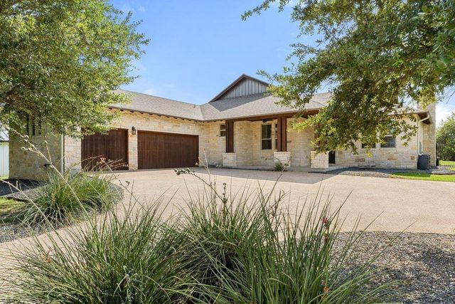 10183 Brangus RD, Driftwood, TX 78619