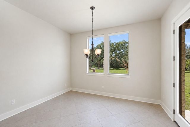 10183 Brangus RD, Driftwood, TX 78619