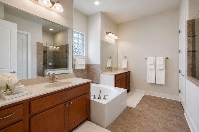10183 Brangus RD, Driftwood, TX 78619