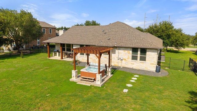 10183 Brangus RD, Driftwood, TX 78619