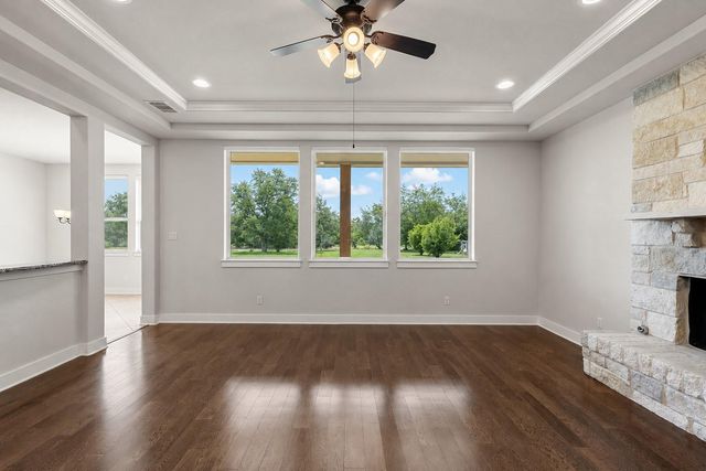 10183 Brangus RD, Driftwood, TX 78619