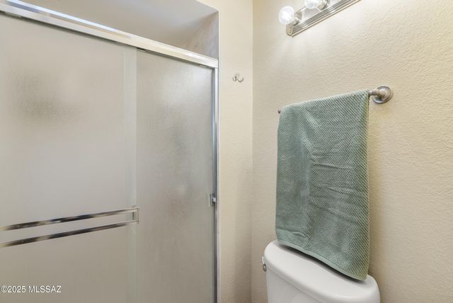 442 N Bull Run Drive, Tucson, AZ 85748