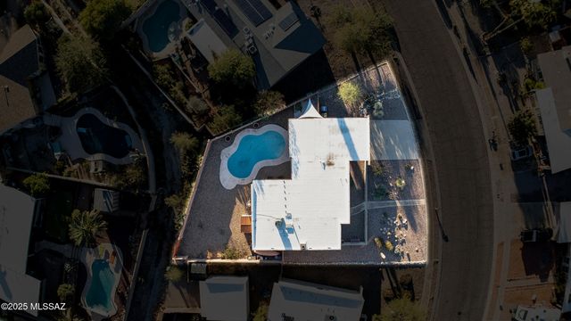 442 N Bull Run Drive, Tucson, AZ 85748