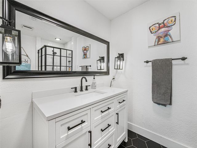10767 Neal Road, Forney, TX 75126