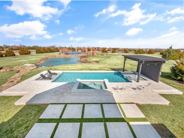 10767 Neal Road, Forney, TX 75126