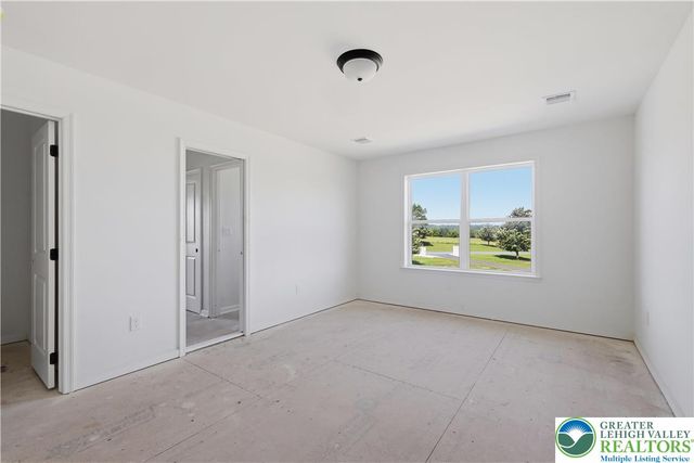 2451 Fairway Lane 52, Moore Twp, PA 18014