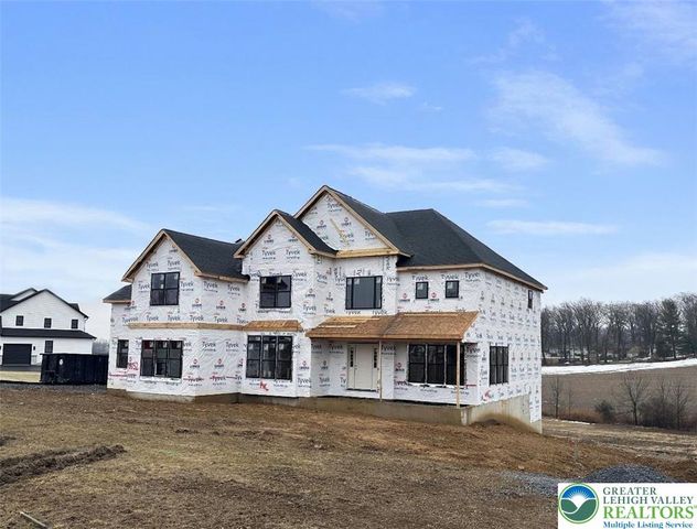 2451 Fairway Lane 52, Moore Twp, PA 18014