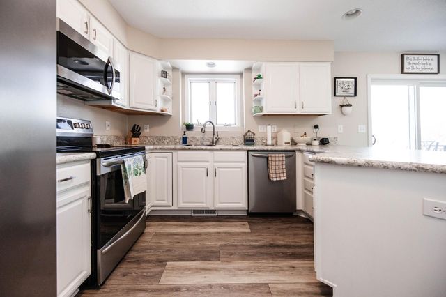 884 Willow Springs Road, Detroit Lakes, MN 56501