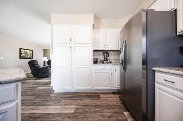 884 Willow Springs Road, Detroit Lakes, MN 56501