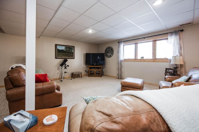 884 Willow Springs Road, Detroit Lakes, MN 56501