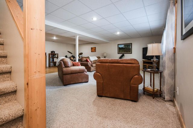 884 Willow Springs Road, Detroit Lakes, MN 56501