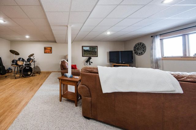 884 Willow Springs Road, Detroit Lakes, MN 56501