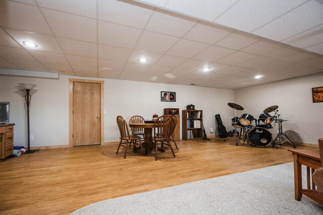 884 Willow Springs Road, Detroit Lakes, MN 56501