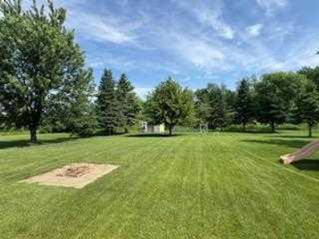 884 Willow Springs Road, Detroit Lakes, MN 56501