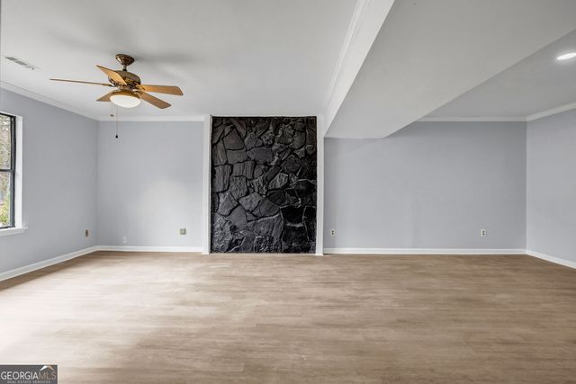 8443 Park Ridge Lane, Riverdale, GA 30274