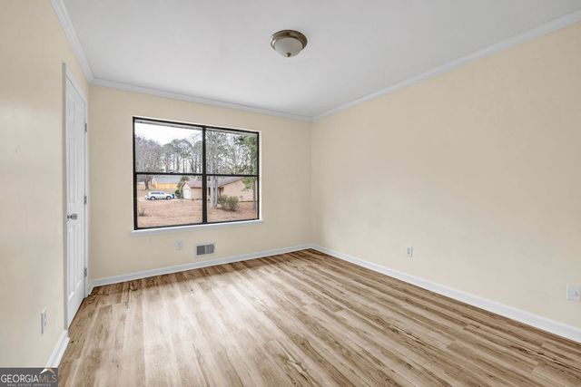 8443 Park Ridge Lane, Riverdale, GA 30274