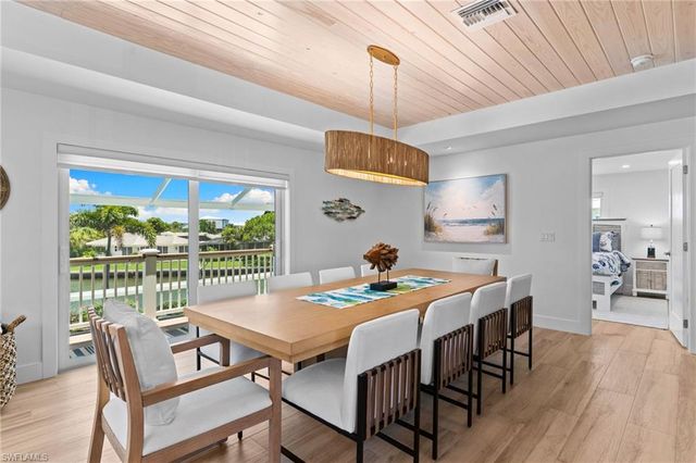 954 Whelk DR, Sanibel, FL 33957