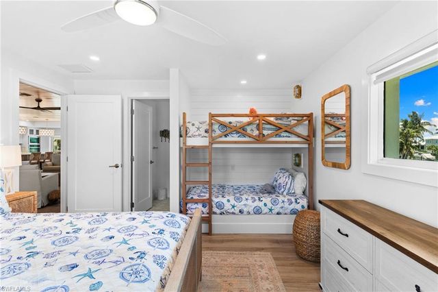 954 Whelk DR, Sanibel, FL 33957