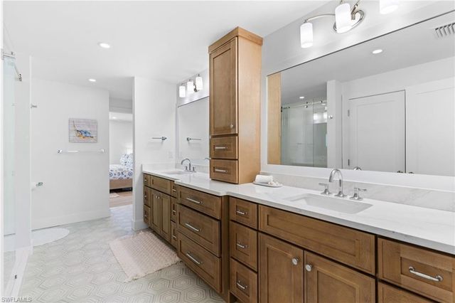 954 Whelk DR, Sanibel, FL 33957