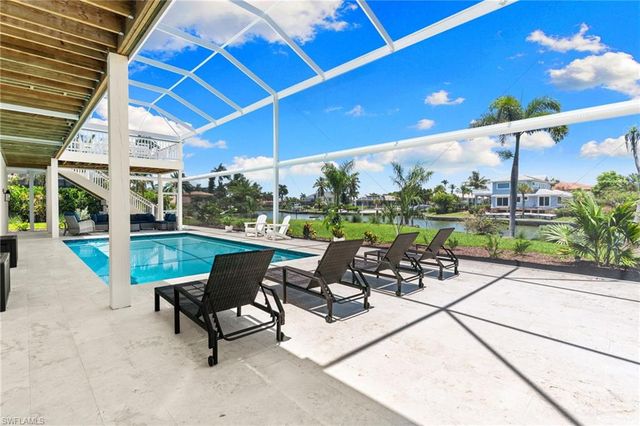 954 Whelk DR, Sanibel, FL 33957