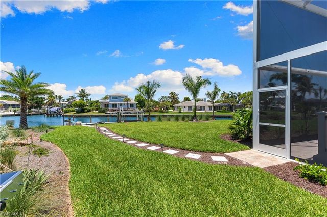 954 Whelk DR, Sanibel, FL 33957