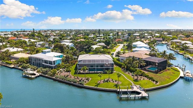 954 Whelk DR, Sanibel, FL 33957