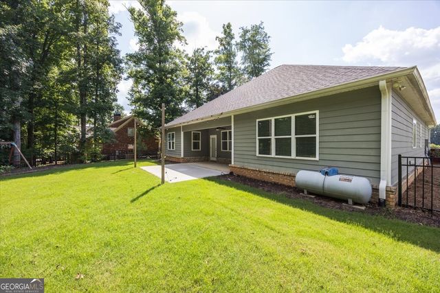 810 Holly Ridge, Gray, GA 31032