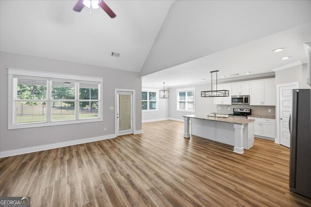 810 Holly Ridge, Gray, GA 31032