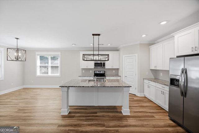 810 Holly Ridge, Gray, GA 31032