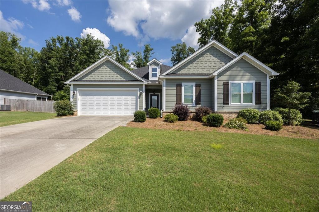 810 Holly Ridge, Gray, GA 31032
