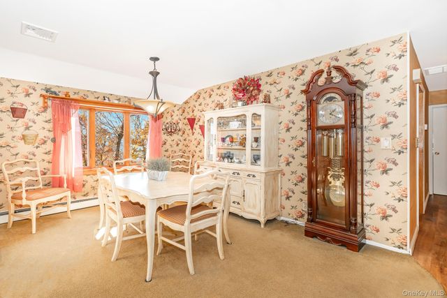 265 S 4th Street, Lindenhurst, NY 11757