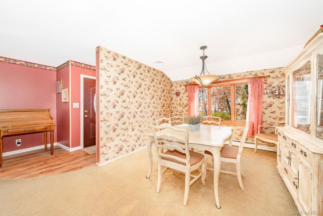 265 S 4th Street, Lindenhurst, NY 11757