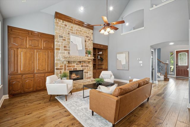 3417 Bear Creek Drive, Hurst, TX 76054