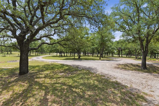 1528 Tidwell Road, Brock, TX 76087