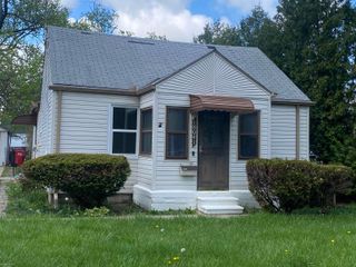 18041 Eastland Street, Roseville, MI 48066