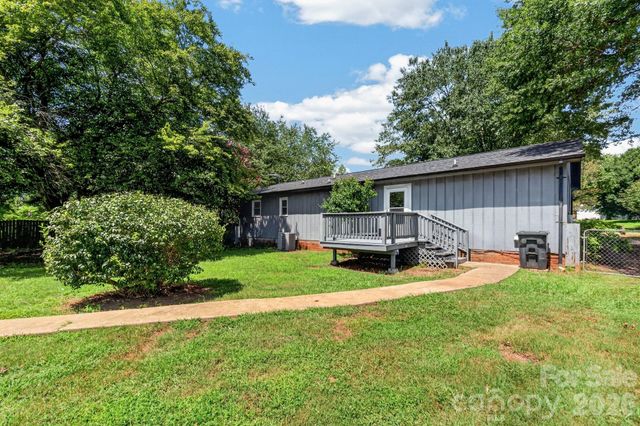 123 Robinette Lane, Statesville, NC 28625