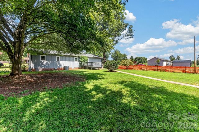 123 Robinette Lane, Statesville, NC 28625