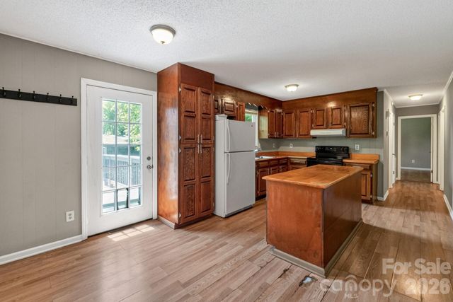 123 Robinette Lane, Statesville, NC 28625